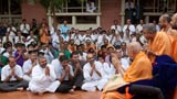  Devotees doing darshan of Swamishri