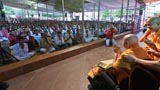  Devotees doing darshan of Swamishri