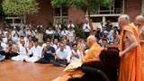  Devotees doing darshan of Swamishri