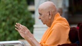  Swamishri blesses all