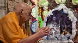  Swamishri swings Shri Harikrishna Maharaj in a decorative hindolo