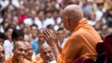  Swamishri bids Jai Swaminarayan to devotees