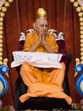  Swamishri during the sabha
