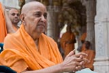  Swamishri engrossed in darshan