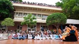  Devotees doing darshan of Swamishri