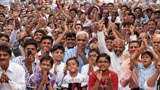  Devotees doing darshan of Swamishri