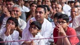  Devotees doing darshan of Swamishri