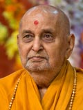  Swamishri during the assembly