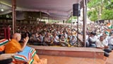  Devotees doing darshan of Swamishri