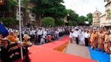  Devotees hail Bhagwan SWaminarayan