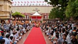  Swamishri on the way for Thakorji's darshan