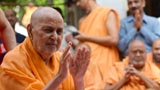  Swamishri blesses devotees