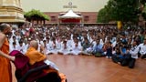  Devotees doing darshan of Swamishri