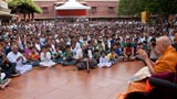  Devotees doing darshan of Swamishri