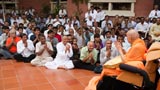  Devotees doing darshan of Swamishri