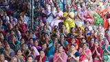  Devotees doing darshan of Swamishri