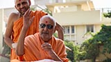  Swamishri blesses devotees