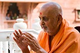  Swamishri blesses devotees