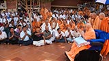  Devotees doing darshan of Swamishri
