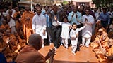  Devotees rejoice before Swamishri