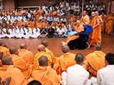  Devotees doing darshan of Swamishri