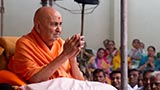  HH Pramukh Swami Maharaj arrives for pratishtha ceremony