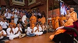  Devotees doing darshan of Swamishri