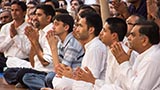  Devotees doing darshan of Swamishri