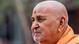  Swamishri bids 'Jai Swaminarayan' to devotees 