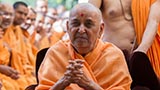  Swamishri engrossed in darshan