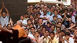  Devotees doing darshan of Swamishri