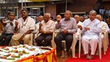  Devotees perform chopda pujan arti