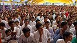  Devotees doing darshan of Swamishri