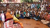  Devotees doing darshan of Swamishri