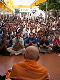 Devotees doing darshan of Swamishri