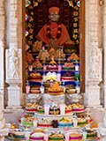  Annakut offered to Brahmaswarup Shastriji Maharaj
