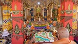  Swamishri performs annakut arti