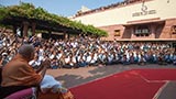  Devotees doing darshan of Swamishri