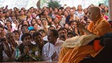  Devotees doing darshan of Swamishri