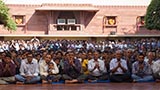 Devotees doing darshan of Swamishri