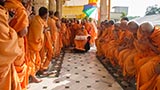  Sadhus doing darshan of Swamishri in the mandir pradakshina