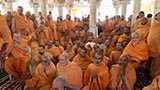 Sadhus doing darshan of Swamishri beneath the mandir dome