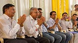  Devotees doing darshan of Swamishri