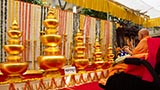  Swamishri performs arti