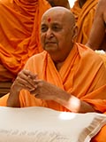 Swamishri in a divine mood