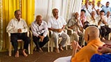 Devotees doing darshan of Swamishri