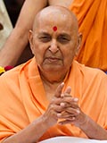 Swamishri in a divine mood