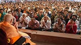  Devotees doing darshan of Swamishri