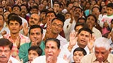  Devotees doing darshan of Swamishri