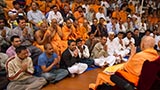  Devotees doing darshan of Swamishri